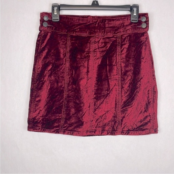 Free People Retro Wine Red Crushed Velvet Mini Skirt. Size 28. - Picture 3 of 12